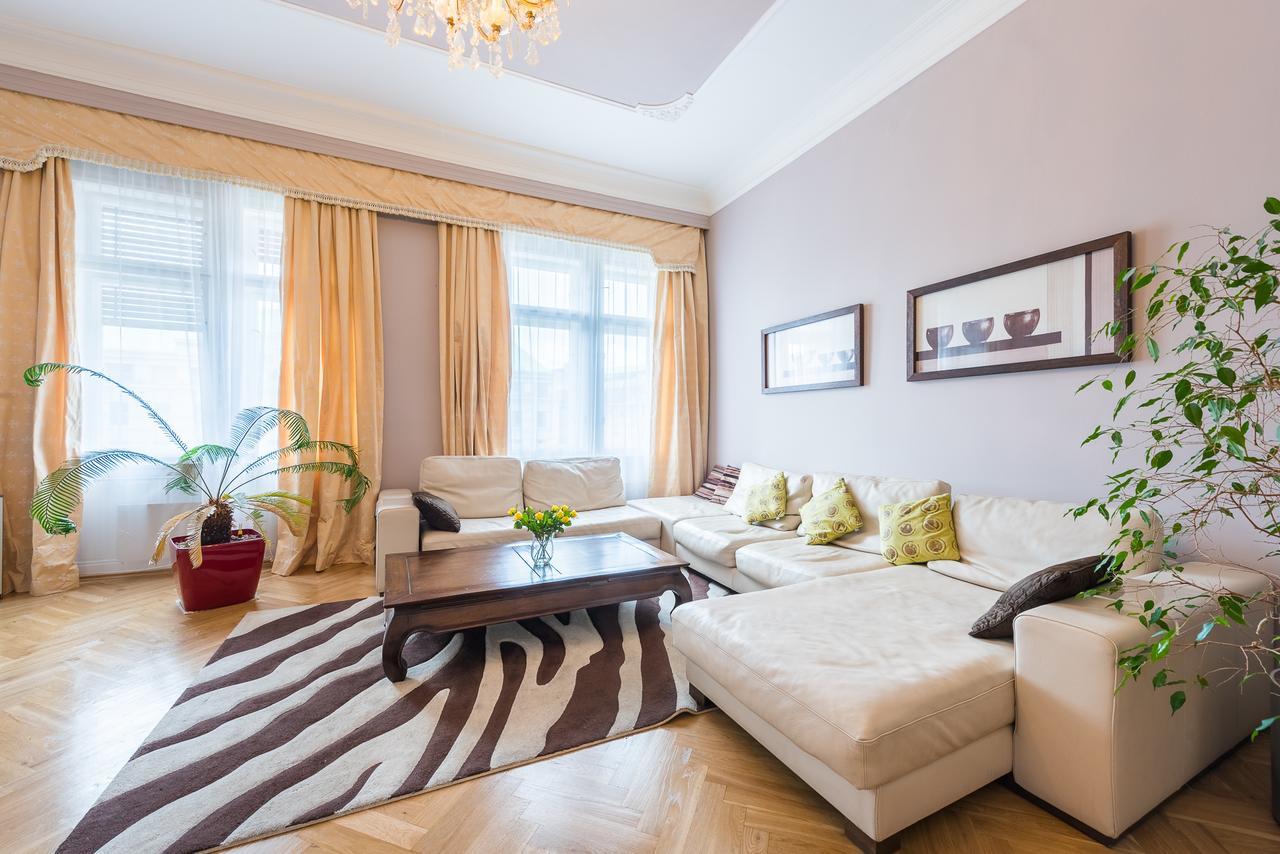 Wenceslas Square Apartment Praga Exterior foto